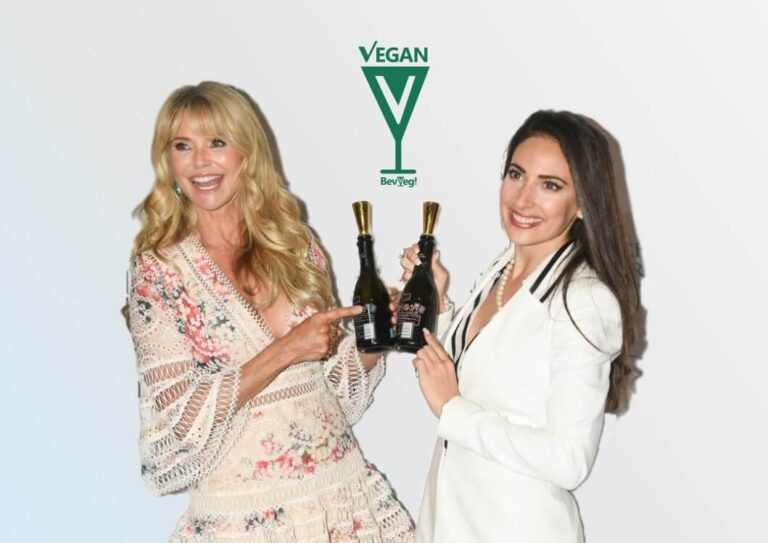 Carissa Kranz with Christie Brinkley showing off Bellissima Prosecco