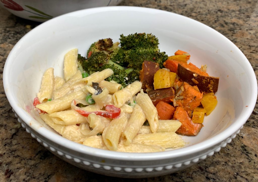 Spring Alfredo: pasta, bell peppers, peas, cashews, basil, garlic, pine nuts, onion, nutritional yeast, spices, salt Roasted Broccoli Broccoli and Tomatoes: broccoli, tomatoes, garlic, basil, oregano, salt Harissa Root Veggies: carrots, sweet potatoes, golden beets, spices, garlic, lime juice, salt