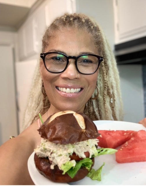 vegan chicken salad sandwich