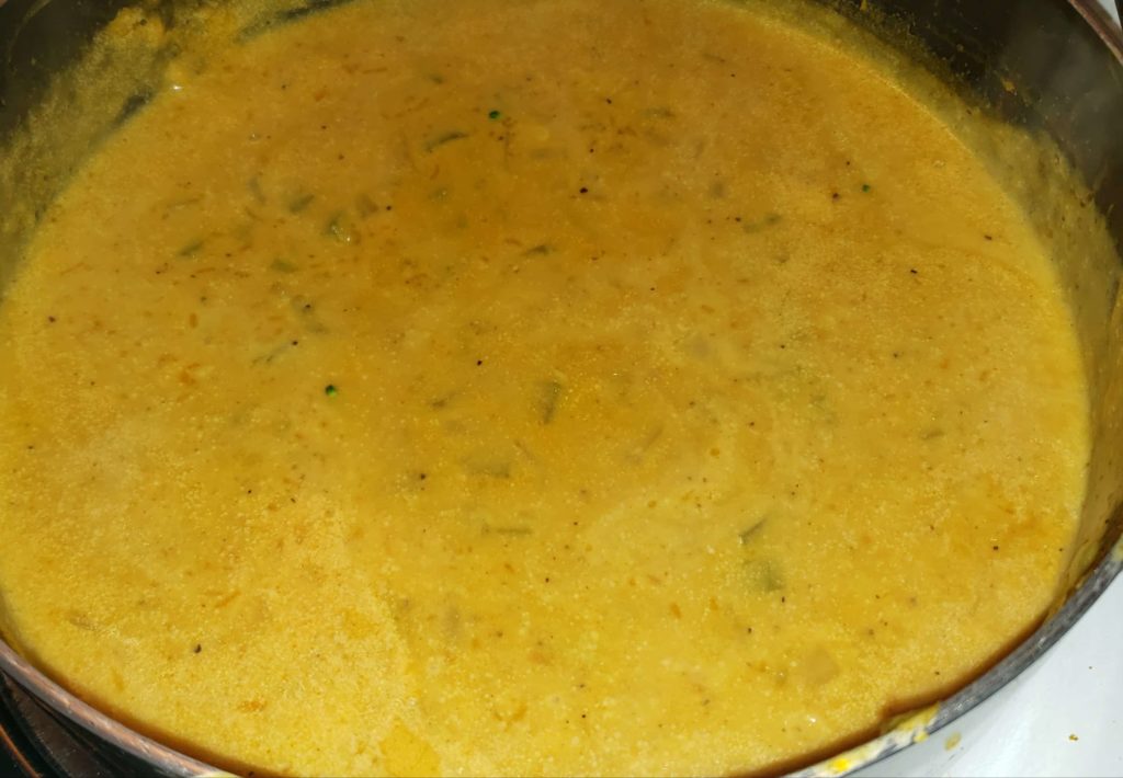 The cheesy sauce for the plant-based chicken casserole