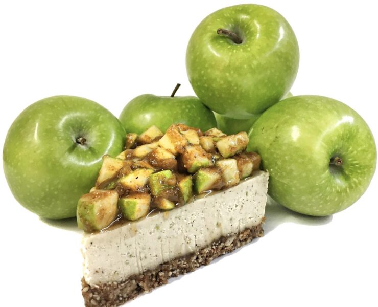 Raw vegan cashew apple cheesecake