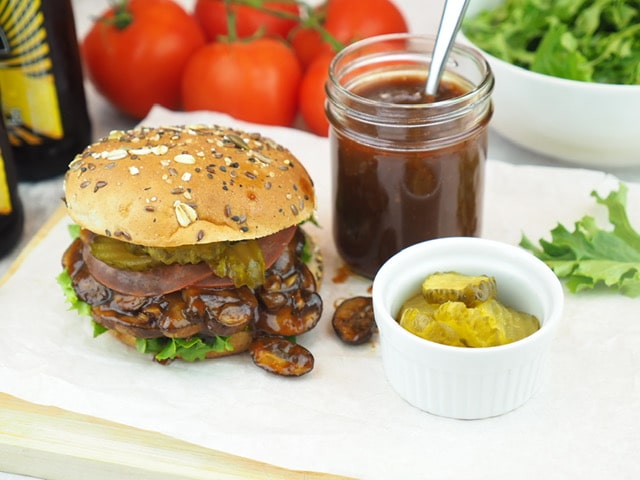 vegan BBQ pulled mushroom sandwhich and homemade BBQ sauce